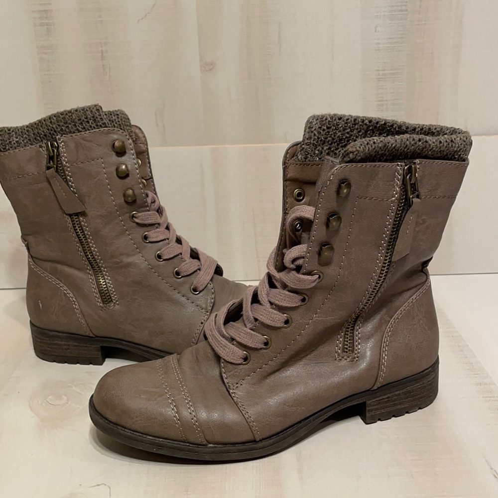 LIMELIGHT Womens Taya Winter Combat Boot Size 9